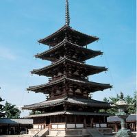 五重塔為何不會(huì)倒塌